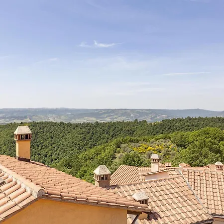Апартаменты The Tower With Amazing View Shared Pool - Happy